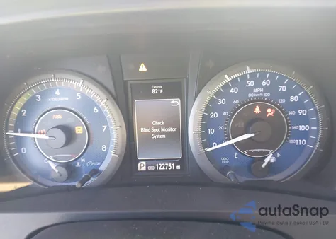 2016 Toyota Sienna Xle Premium 8 Passenger z USA, uszkodzony, nr VIN 5TDYK3DC0GS709764